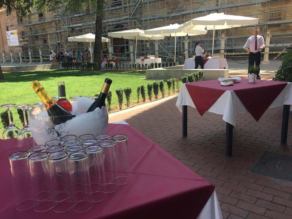 Hotel El Bedel Alcalá de Henares Zewnętrze zdjęcie